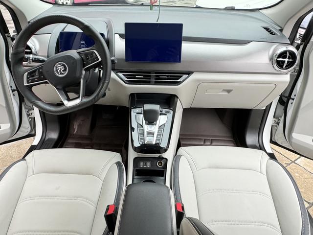 BYD Yuan Pro — изображение 3