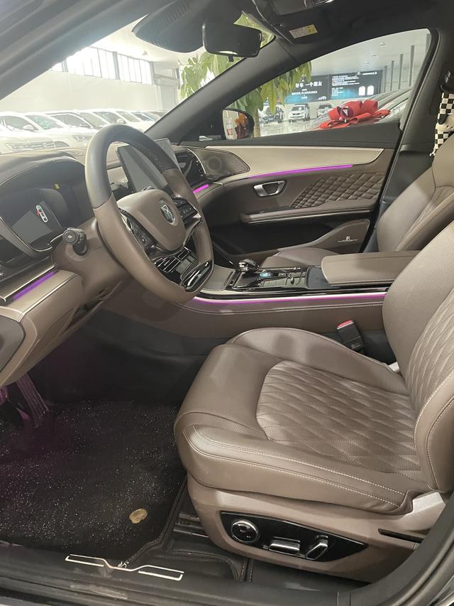 BYD Han EV — изображение 3